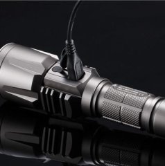 NITECORE P25 860 LUMEN SARJLI EL FENERI(USB SARJ)